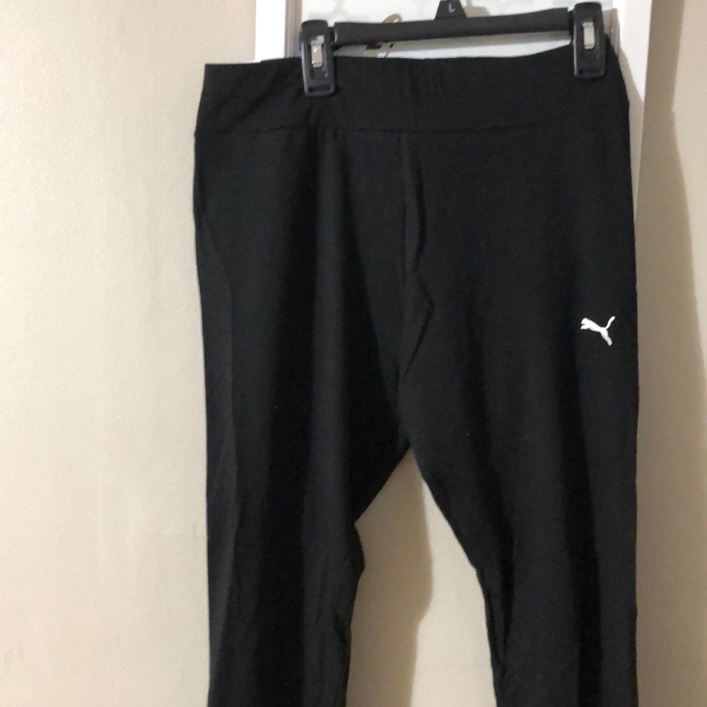 Black stretch leggings